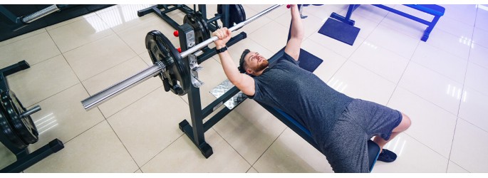 Как выбрать скамью для жима: на что обратить внимание