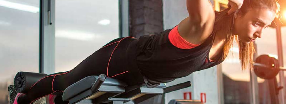 Гиперэкстензия дома - лучшие упражнения в 2024